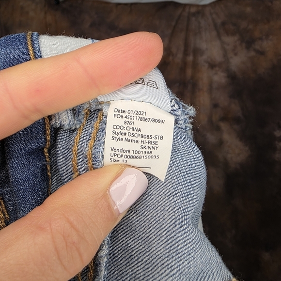 Walmart Scoop Jeans Hi Rise Button Fly Stretch Skinny Med Blue Wash 12 - Picture 11 of 11